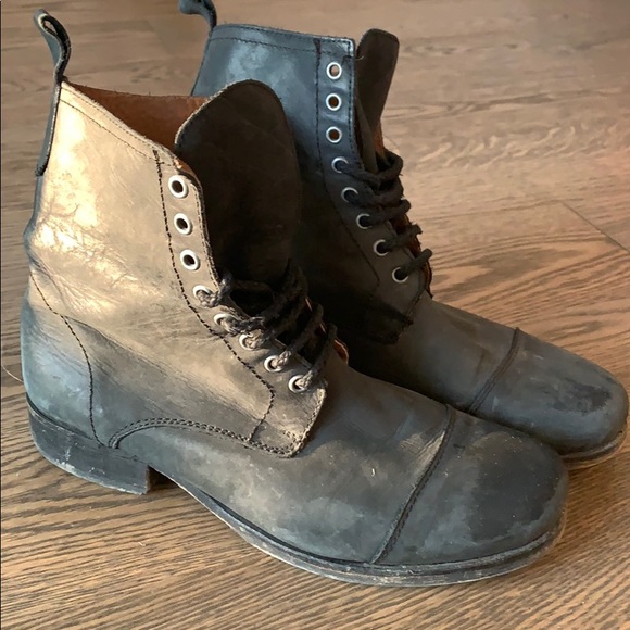 Leather combat boots - Picture 2 of 5